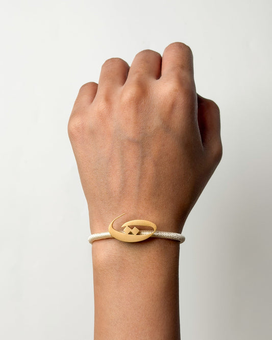 String Letter Bracelet ت