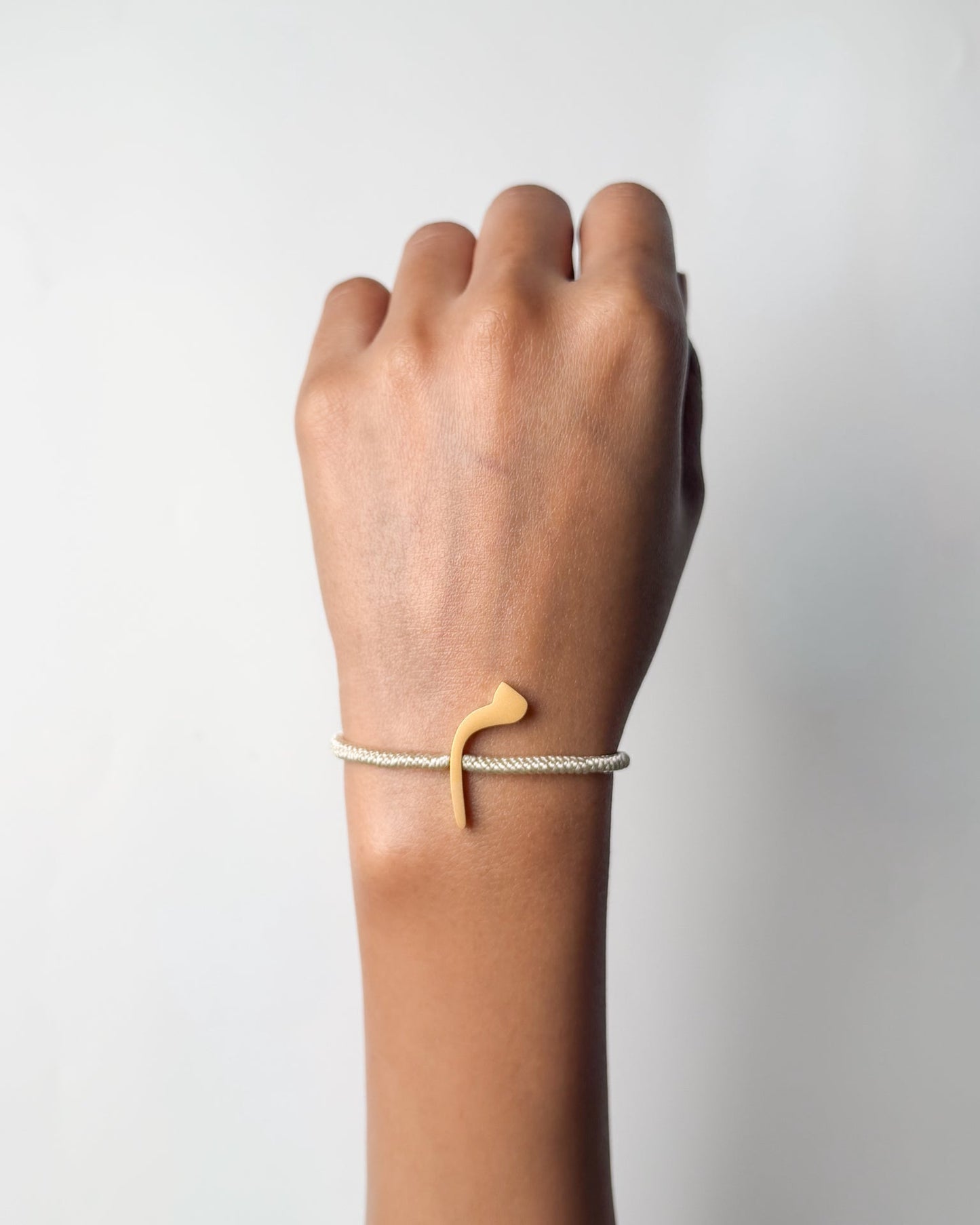 String Letter Bracelet م