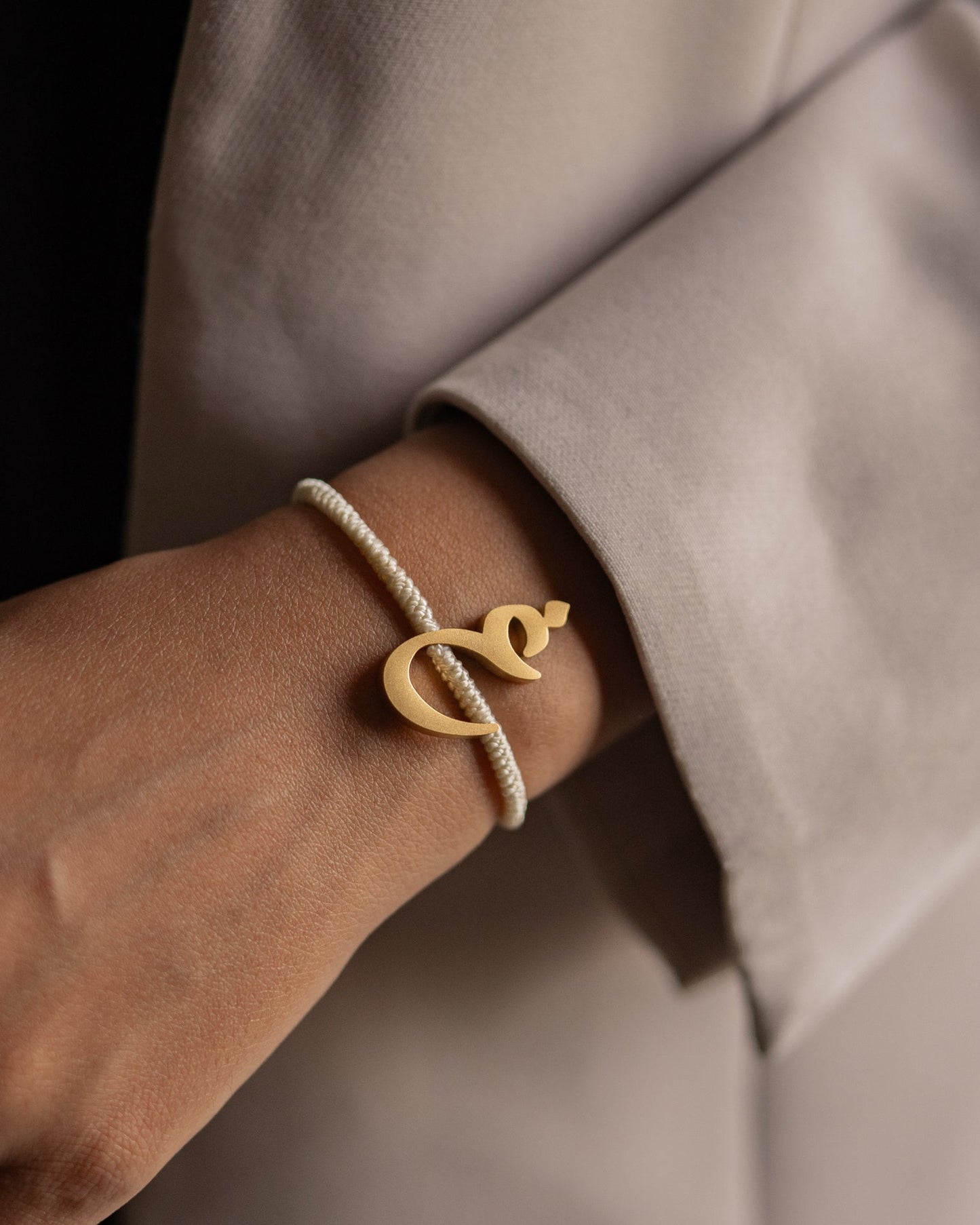 String Letter Bracelet غ