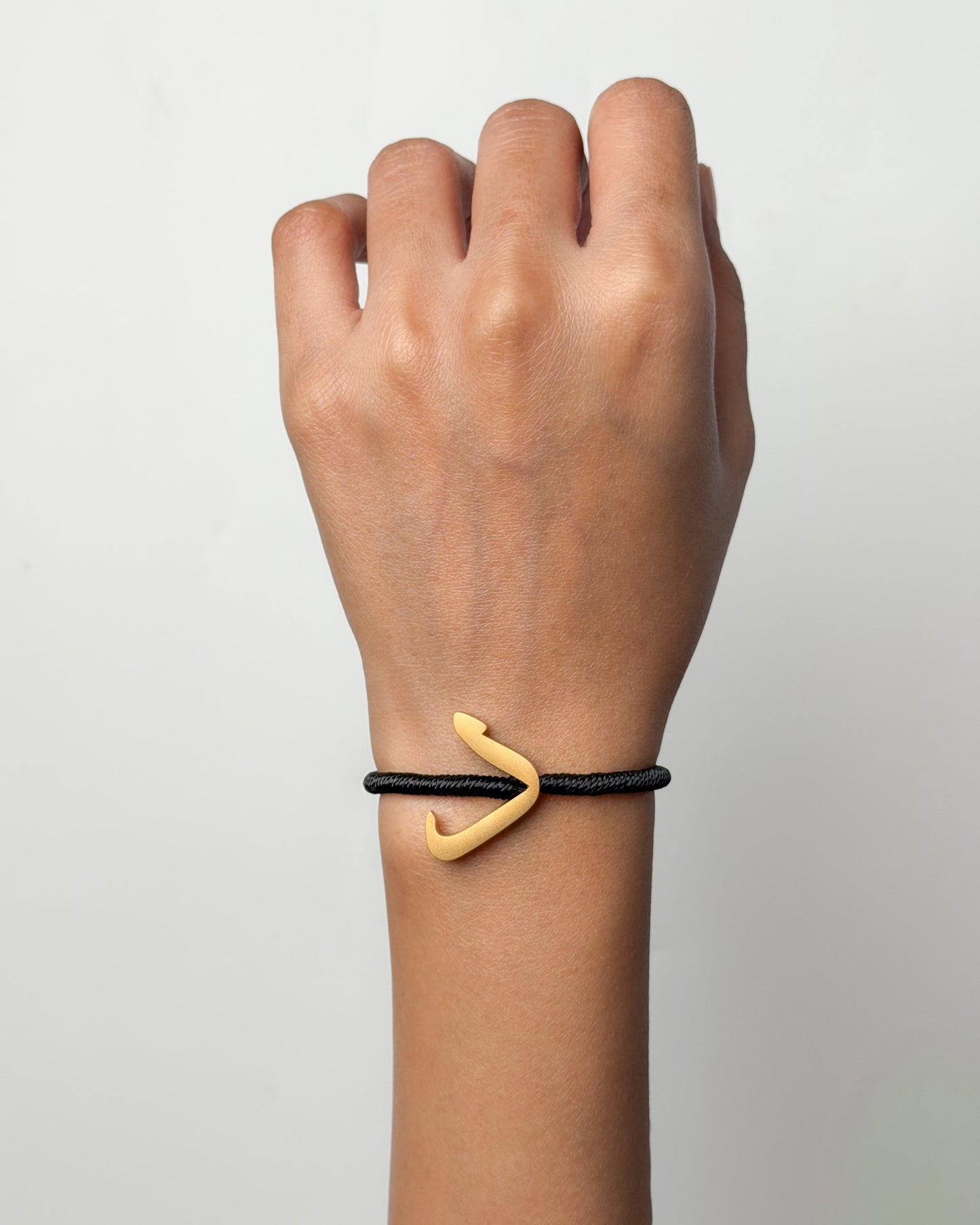 String Letter Bracelet د