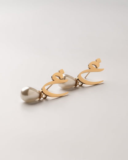 Calligraphed Letter Earrings غ