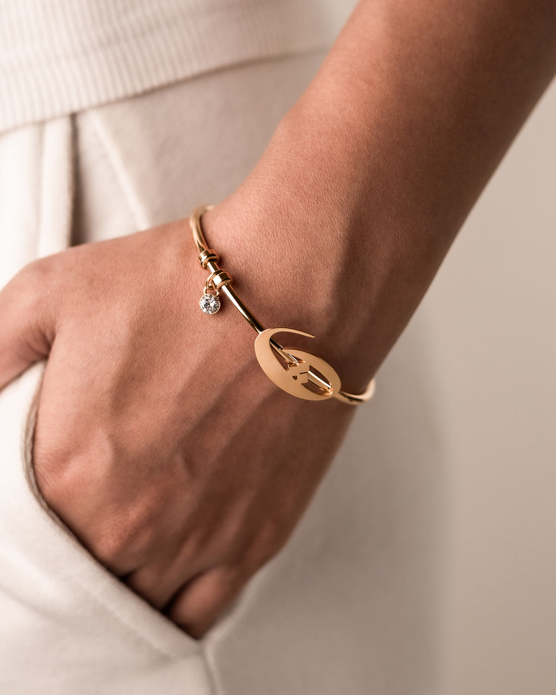 Calligraphed Initial Bracelet ث